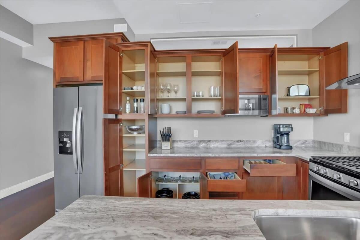 Cozysuites Posh 1Br, Ppg Paints Arena, Pitts Pittsburgh Eksteriør billede