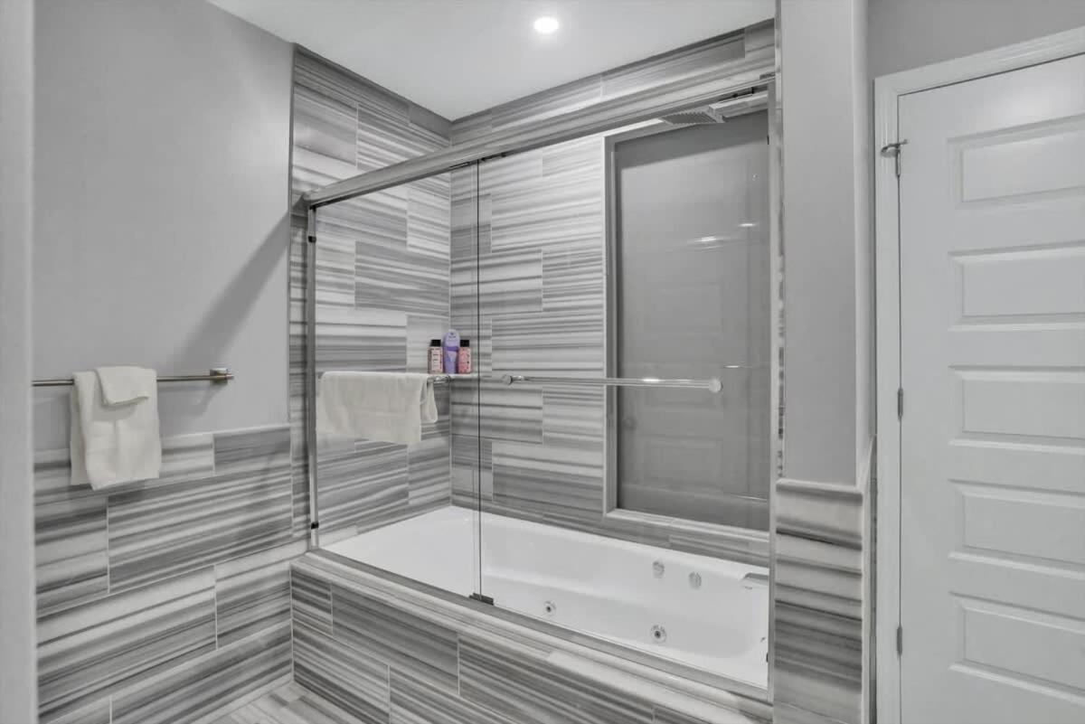 Cozysuites Posh 1Br, Ppg Paints Arena, Pitts Pittsburgh Eksteriør billede